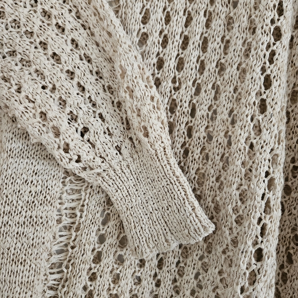 Miss Me Women's Beige Crochet Top L. - Picture 6 of 8